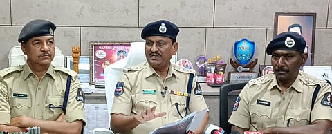 DCP M Venkateshwarulu (centre)