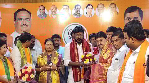 Chikoti Praveen joins BJP