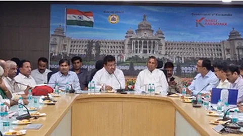 Farmers near Bengaluru int'l airport oppose land acquisition, state govt to call another meeting