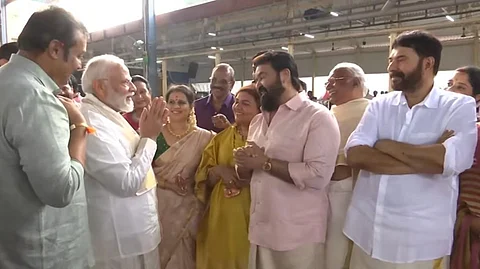 PM Modi meets Mammootty and Mohanlal at Suresh Gopi’s daughter’s wedding