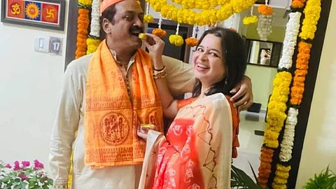 Manisha Patankar Mhaiskar with her husband