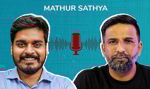 Pakka Politics: Kavi Sayam Poosum Arasiyal - Mathur Sathya