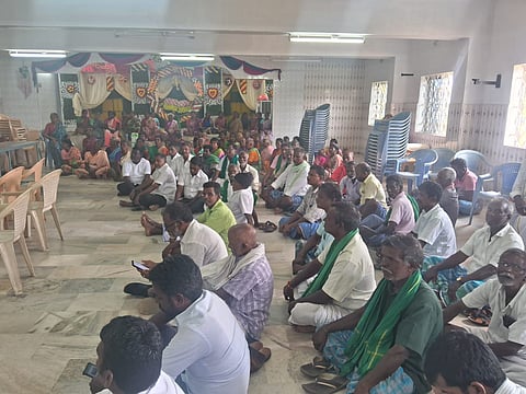 Parandur Residents stage protest against Tamil Nadu government