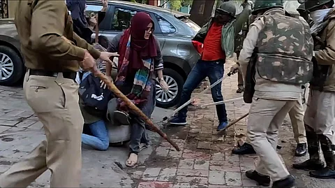 Ehraz Zaman’s documentary captures police brutalities during anti-CAA protests in AMU