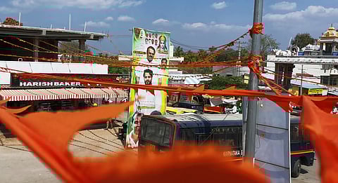 JD(S) posters and saffron flags in Keragodu