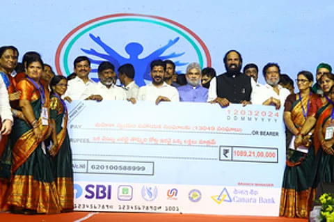 Revanth Reddy at the Mahalakshmi-Swashakti Mahila Convention