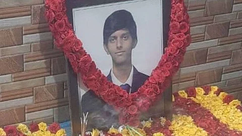 Abhijeeth Paruchuru