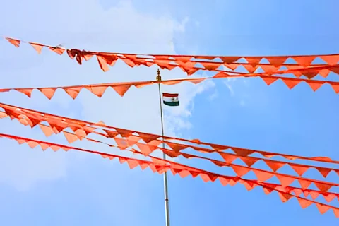 Searching for a shared nation in a fading democracy