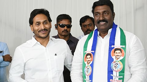 Pothina Mahesh with CM Jagan