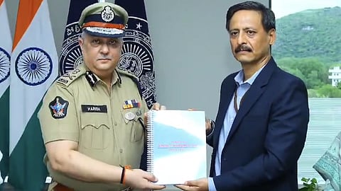 DGP Harish Kumar Gupta (on the left) and IGP Vineet Brij Lal(on the right)
