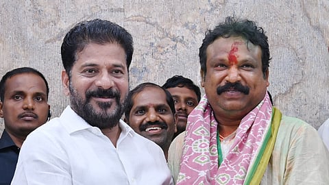 Sri Ganesh(on left) with CM Revanth Reddy