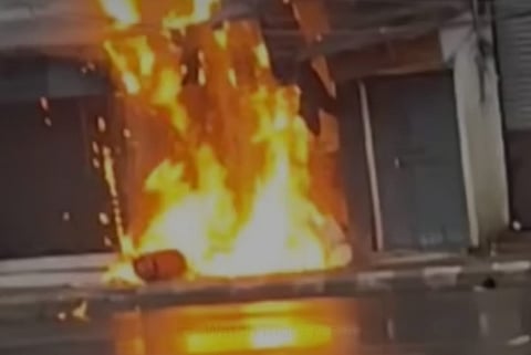 Gas cylinder explosion in Kozhikode tea shop, one injured