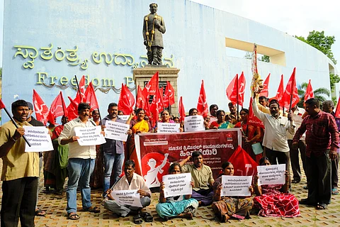 CPI(ML) party workers protesting at Bengaluru freedom park
