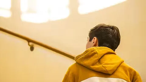 How social media 'manospheres' are changing ideas of masculinity among teen boys