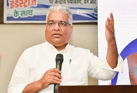 Environment Min claims Kerala govt allowed ‘illegal mining’, leading to Wayanad disaster