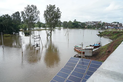 Rain causes havoc in North Karnataka, hundreds in relief camps