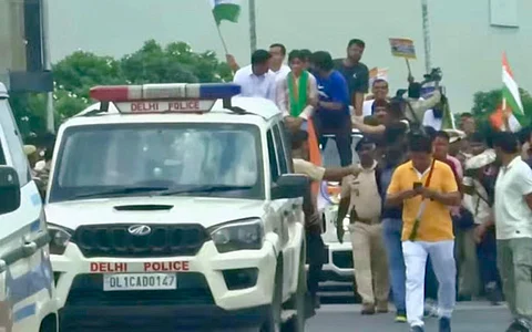 Vinesh Phogat returns to India after Paris Olympics, receives hero’s welcome
