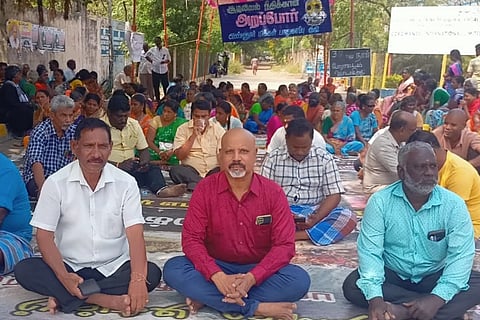 Ex IRS officer B Balamurugan (centre) at the people's protest against CIL following the ammonia gas leak.
