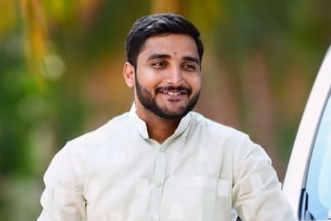 Telangana journalist arrested for video of farmer praising KCR, criticising CM Revanth