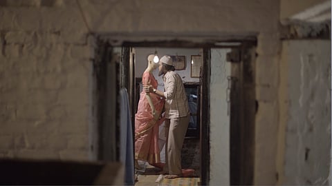 A still from Jhini Bini Chadariya