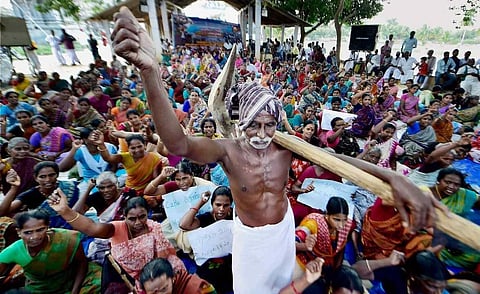 TN farmers plan major stir in Chennai against Land Consolidation Act