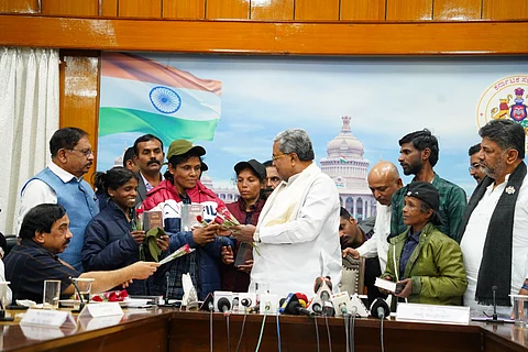Siddaramaiah welcomes surrendered Maoists with roses, constitution in Bengaluru