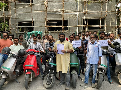 Bike taxi riders met Transport Minister B Ramalinga Reddy and urged him to protect their livelihoods.