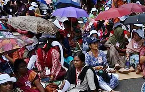 Kerala Asha workers intensify stir, to launch statewide march on May 5