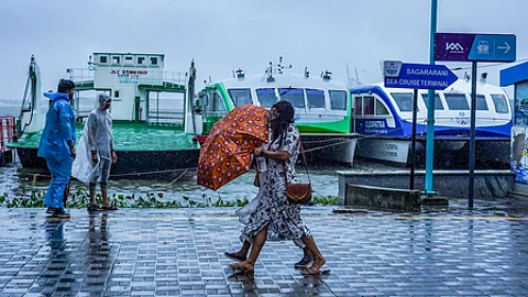 Kerala: IMD warns of heavy rainfall in 4 districts, fishermen advised caution