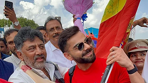 DK Shivakumar with Virat Kohli