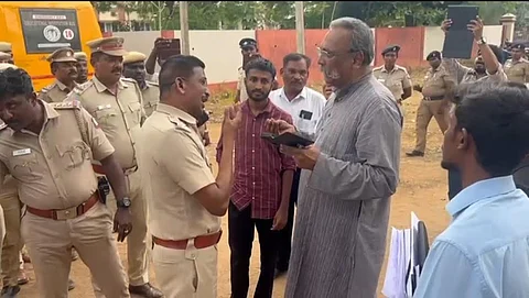 Jeyaraj-Bennix custodial deaths: Activists barred from visiting Sathankulam police station