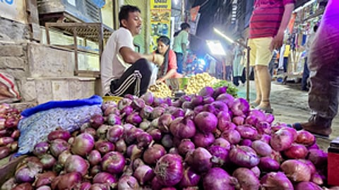 Centre launches sale of onions at Rs 24 per kg to keep prices in check