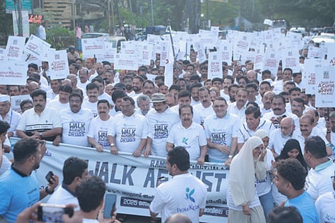 Anti-drug walk led by CWC member Chennithala draws thousands
