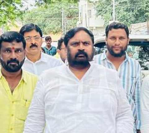 Jubilee Hills bypolls: Cong in-charge Meenakshi Natarajan intervenes to pacify ex-MP