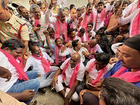 BRS stages protest at Telangana BJP MP’s house over cotton procurement