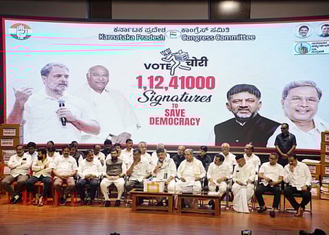 Congress carried out a signature campaign in Karnataka over alleged vote fraud