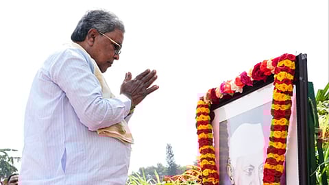 'We have to bow before mandate of people': Karnataka CM on Mahagathbandhan's setback in Bihar