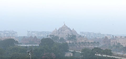 Delhi-NCR chokes again after brief respite; AQI crosses 300 in several areas