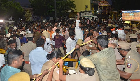 Thiruparankundram: Madras HC warns contempt, asks why deepam was not lit despite court order