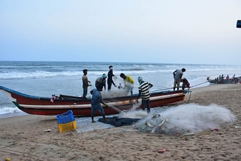 Sri Lankan Navy arrests 12 TN fishermen, impounds trawler near Dhanushkodi