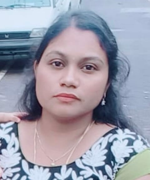 Man shoots wife dead on busy Bengaluru road after she seeks divorce, surrenders to police