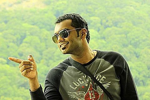 Abhimanyu Ramanandan of 'Mounam Sollum Varthaigal' fame, dies in road accident
