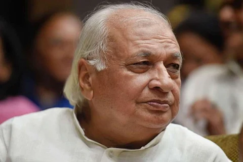 Kerala Governor heckled by students in Kannur over pro-CAA remarks