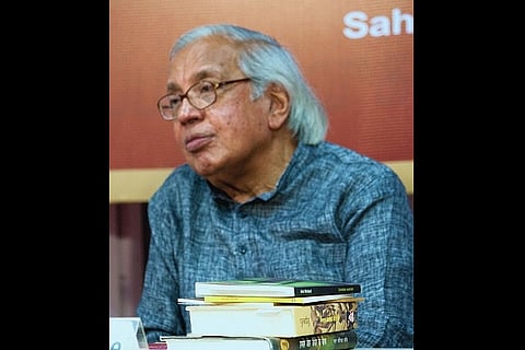 Award Wapsi returns: Ashok Vajpeyi gives up HCU doctorate over Rohith’s suicide