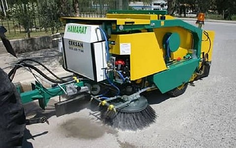 As road dust plagues Bengaluru, authorities unveil mechanical sweepers to clean up major streets