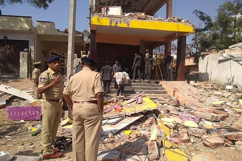 1 dead, 9 including children injured in accidental explosion in Hyderabad
