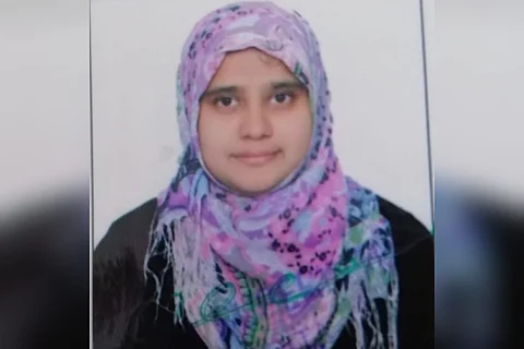 31-year-old Farha Niloufer, a government doctor from Gajwel district of Telangana, passed away due to COVID-19 a week after childbirth