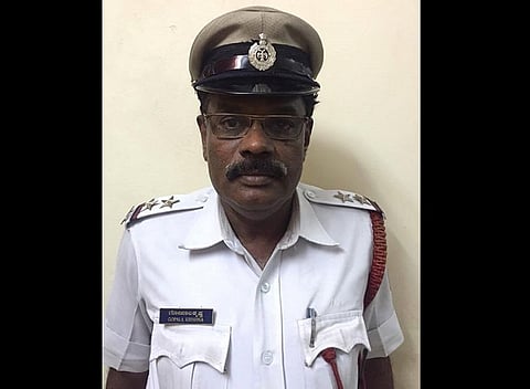 Bengaluru cop helps woman and her just-delivered-baby reach hospital