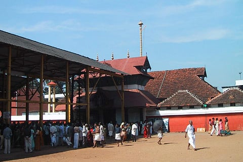 Can non-Hindus be allowed in temples? Guruvayur Thantri family divided in opinion