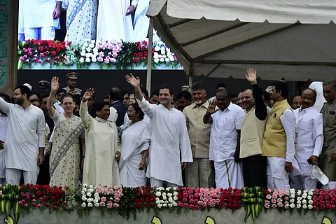 Opposition leaders unite at HD Kumaraswamy’s swearing-in as Karnataka Chief Minister